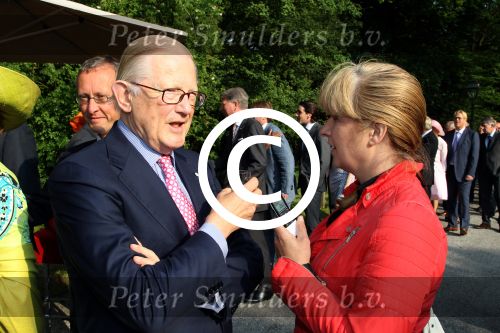 Breukelen 12 juni 2012
Haringparty op Neijenrode. Mr Pieter v Vollenhoven met Karin Riethoven
Peter Smulders bv