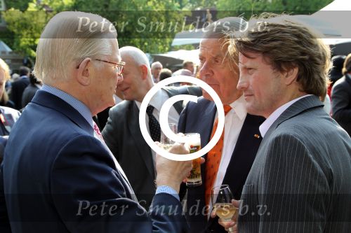 Breukelen 12 juni 2012
Haringparty op Neijenrode. Mr Pieter v Vollenhoven met Prins Pieter Christiaan
Peter Smulders bv