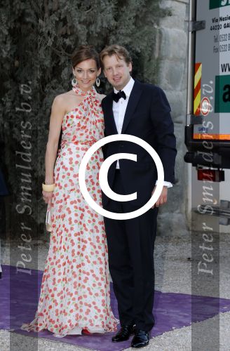 Florence 16 juni 2012
Trouwen Prinses Carolina de Borbon Parma en Albert Brenninkmeijer in de basilica di san Miniato al Monte. Het feest is s avonds in een prive huis. Prins Floris met prinsesa Aimee
Peter Smulders bv
