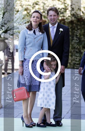 Florence 16 juni 2012
Trouwen Prinses Carolina de Borbon Parma en Albert Brenninkmeijer in de basilica di san Miniato al Monte. Prins Floris met prinses Aimee en dochter
Peter Smulders bv