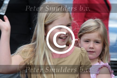 Amsterdam 6 juni 2012
Prinses Maxima Amalia Ariane en Alexia met hun vader Prins Willem Alexander
bij muziek concert in de heineken music hall.
Peter Smulders bv