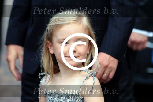 Amsterdam 6 juni 2012
Prinses Maxima Amalia Ariane en Alexia met hun vader Prins Willem Alexander
bij muziek concert in de heineken music hall.
Peter Smulders bv
