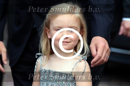 Amsterdam 6 juni 2012
Prinses Maxima Amalia Ariane en Alexia met hun vader Prins Willem Alexander
bij muziek concert in de heineken music hall.
Peter Smulders bv