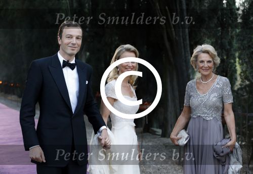 Florence 16 juni 2012
Trouwen Prinses Carolina de Borbon Parma en Albert Brenninkmeijer in de basilica di san Miniato al Monte. Het feest is s avonds in een prive huis. Carolina met haar moeder prinses irene
Peter Smulders bv