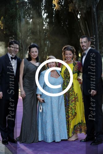 Florence 16 juni 2012
Trouwen Prinses Carolina de Borbon Parma en Albert Brenninkmeijer in de basilica di san Miniato al Monte. Het feest is s avonds in een prive huis. Prins Bernardo met zijn vrouw Eva Prinz Valdes met prinses Christina Prins Nicolas en Prinses Juliana
Peter Smulders bv