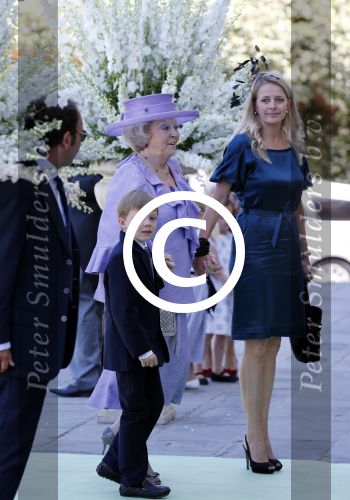 Florence 16 juni 2012
Trouwen Prinses Carolina de Borbon Parma en Albert Brenninkmeijer in de basilica di san Miniato al Monte. Koningin Beatrix met Prinses Mabel Wisse Smit Maxima en prins Claus Cazimir
Peter Smulders bv