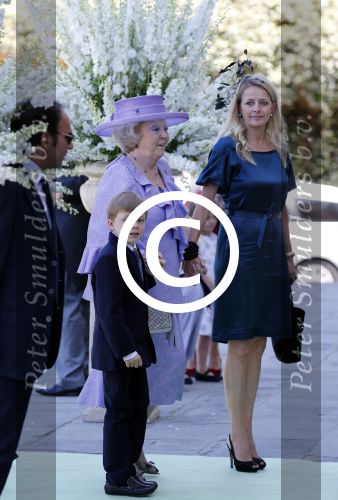 Florence 16 juni 2012
Trouwen Prinses Carolina de Borbon Parma en Albert Brenninkmeijer in de basilica di san Miniato al Monte. Koningin Beatrix met Prinses Mabel Wisse Smit Maxima en prins Claus Cazimir
Peter Smulders bv