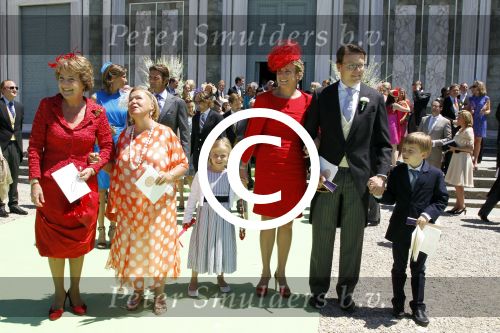 Florence 16 juni 2012
Trouwen Prinses Carolina de Borbon Parma en Albert Brenninkmeijer in de basilica di san Miniato al Monte. Prinses Margriet met prinses Christina Laurentien en Prins Constantijn met kinderen
Peter Smulders bv