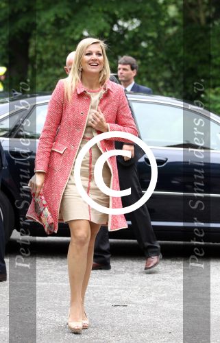 Breukelen 29 mei 2012
Prinses Maxima aanwezig bij de oratie vanProf dr ir Gert van Dijk op Nyenrode.
Peter Smulders bv