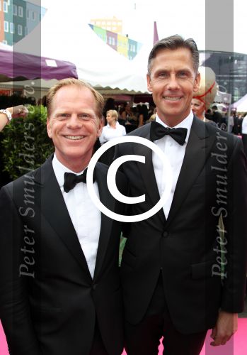 Amsterdam 2 juni 2012
Amsterdam diner in Heineken Music Hall HMH . Roel Vente met partner
Peter Smulders bv