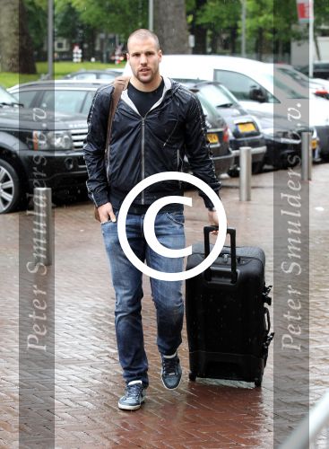 Amsterdam 4 juni 2012
Vertrek Nederlands elftal v.a. het Hilton hotel naar het EK in Oekraine en Polen.
Ron Vlaar
Peter Smulders bv