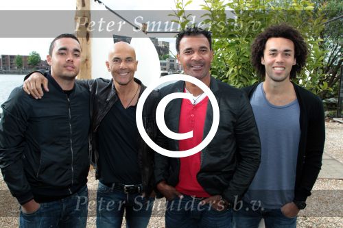 Amsterdam 4 juni 2012
Opening van de harbour club in Amsterdam. Ruud Gullit met vrienden
Peter Smulders bv