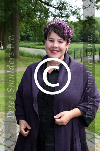 Breukelen 12 juni 2012
Haringparty op Neijenrode. Sharon Dijksma met man
Peter Smulders bv