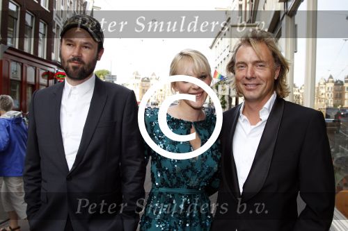 Amsterdam 14 juni 2012
Bachelor uitreiking in club Air van Jackie. Stacey Rookhuizen met Bart Brom
Peter Smulders bv