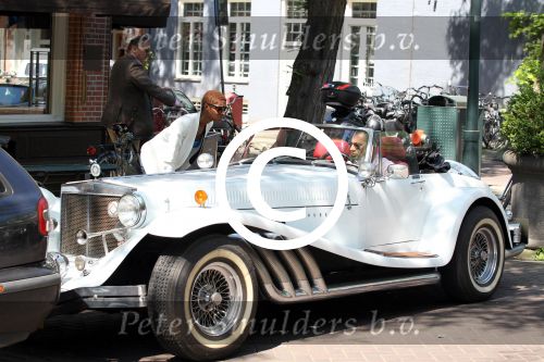 Amsterdam 25 mei 2012
Sylvana Simons met vriend Ronald Kahn in een Clenet. Van deze auto zijn er maar 250 gemaakt.
Peter Smulders bv
