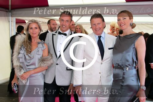 Amsterdam 2 juni 2012
Amsterdam diner in Heineken Music Hall HMH .
Sylvie Schmeitz (ex Emile Ratelband) met huidige partner
Peter Smulders bv