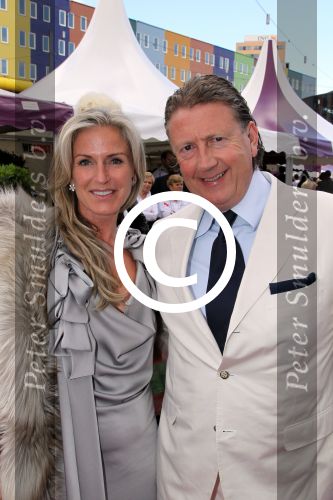 Amsterdam 2 juni 2012
Amsterdam diner in Heineken Music Hall HMH .
Sylvie Schmeitz (ex Emile Ratelband) met huidige partner
Peter Smulders bv