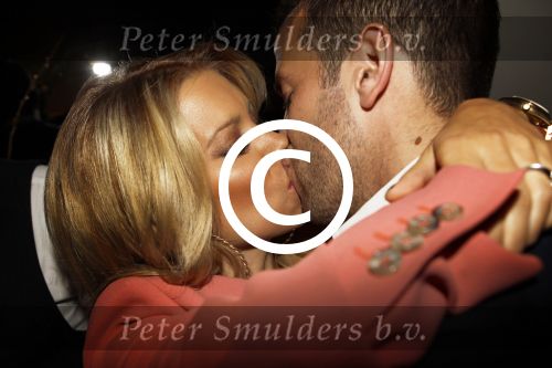 Amsterdam, 3 Mei 2012 Presentatie Nieuw Magazine RAFAEL in Cafe Vak zuid, Olympisch Stadion.
Rafel v d Vaart samen met zijn vrouw Sylvie v d Vaart
Foto Peter Smulders BV