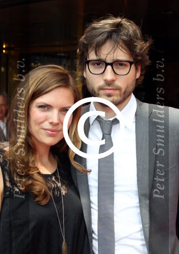 Amsterdam 10 juni 2012
Premiere Club van lelijke kinderen in carre. Tamara Brinkman met vriend
Peter Smulders bv