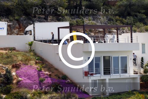 Ibiza 2 mei 2012
Opnames verliefd op ibiza met oa Jan Kooijman en Sanne Vogel. De villa staat op Roca Llisa.
Peter Smulders bv