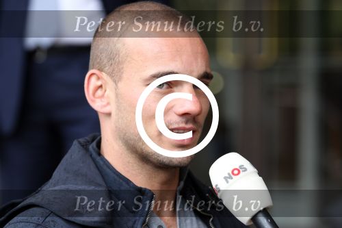 Amsterdam 4 juni 2012
Vertrek Nederlands elftal v.a. het Hilton hotel naar het EK in Oekraine en Polen.
Wesley Sneijder
Peter Smulders bv