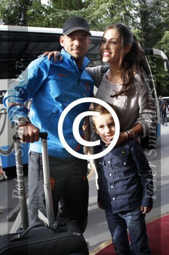 Lausanne, 17 en 18 Augustus 2012
Yolanthe Sneijder-Cabau samen met de dames van het Nederlands elftal, Wesley Sneijder en Jessey Sneijder
Foto Peter Smulders BV