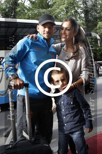 Lausanne, 17 en 18 Augustus 2012
Yolanthe Sneijder-Cabau samen met de dames van het Nederlands elftal, Wesley Sneijder en Jessey Sneijder
Foto Peter Smulders BV