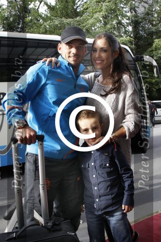 Lausanne, 17 en 18 Augustus 2012
Yolanthe Sneijder-Cabau samen met de dames van het Nederlands elftal, Wesley Sneijder en Jessey Sneijder
Foto Peter Smulders BV