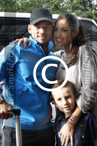 Lausanne, 17 en 18 Augustus 2012
Yolanthe Sneijder-Cabau samen met de dames van het Nederlands elftal, Wesley Sneijder en Jessey Sneijder
Foto Peter Smulders BV