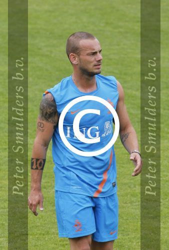 Lausanne, 17 en 18 Augustus 2012
Yolanthe Sneijder-Cabau samen met de dames van het Nederlands elftal, Wesley Sneijder en Jessey Sneijder
Foto Peter Smulders BV