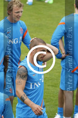 Lausanne, 17 en 18 Augustus 2012
Yolanthe Sneijder-Cabau samen met de dames van het Nederlands elftal, Wesley Sneijder en Jessey Sneijder
Foto Peter Smulders BV
