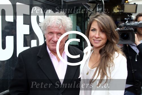 Breda 5 juni 2012
Presentatie Cook acadamy van Princess met Joop Braakhekke Geert Hoes Hind en Aad Ouborg. Willibrord Frequin met dochter Barbara
Peter Smulders bv