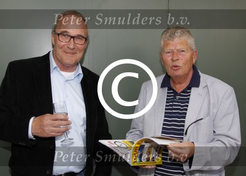 Amsterdam, 14 Juni 2012
Uitreiking eerste exemplaar Tour Express met hoofdredacteur Louis Bovee
Wim Schaap met Henk Evenblij
Foto Peter Smulders BV