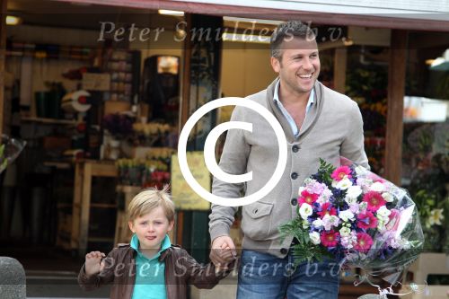 Amsterdam 2 juni 2012
Winston Gerschtanowitz en Renate Verbaan met kinderen.
Peter Smulders bv