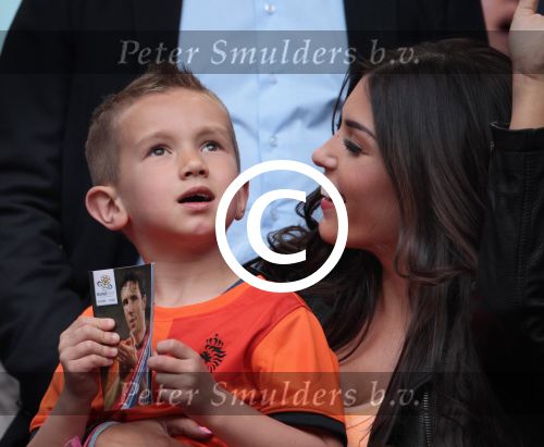 Amsterdam 2 juni 2012
Nederland- Noord ierland 6-0 in de arena. Yolanthe Sneijder Cabau met Jessey
Peter Smulders bv