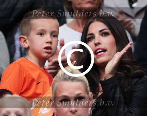 Amsterdam 2 juni 2012
Nederland- Noord ierland 6-0 in de arena. Yolanthe Sneijder Cabau met Jessey
Peter Smulders bv