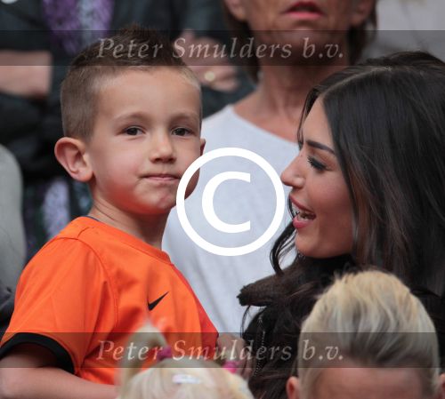 Amsterdam 2 juni 2012
Nederland- Noord ierland 6-0 in de arena. Yolanthe Sneijder Cabau met Jessey
Peter Smulders bv