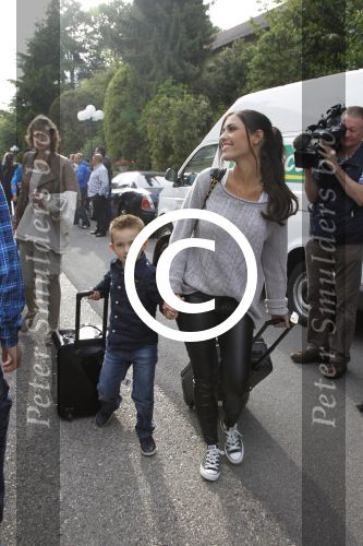 Lausanne, 17 en 18 Augustus 2012
Yolanthe Sneijder-Cabau samen met de dames van het Nederlands elftal, Wesley Sneijder en Jessey Sneijder
Foto Peter Smulders BV