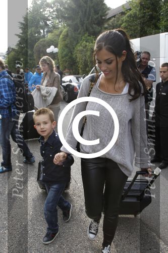 Lausanne, 17 en 18 Augustus 2012
Yolanthe Sneijder-Cabau samen met de dames van het Nederlands elftal, Wesley Sneijder en Jessey Sneijder
Foto Peter Smulders BV