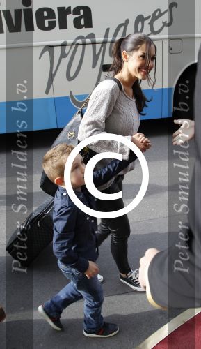 Lausanne, 17 en 18 Augustus 2012
Yolanthe Sneijder-Cabau samen met de dames van het Nederlands elftal, Wesley Sneijder en Jessey Sneijder
Foto Peter Smulders BV