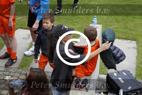 Lausanne, 17 en 18 Augustus 2012
Yolanthe Sneijder-Cabau samen met de dames van het Nederlands elftal, Wesley Sneijder en Jessey Sneijder
Foto Peter Smulders BV
