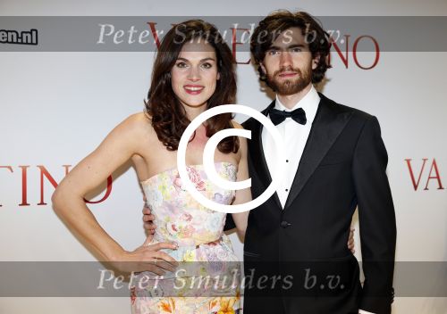 Amsterdam 18 maart 2013
Premiere Valentino in Tuschinski met in de hoofdrollen Najib Amhali Elise Schaap Johnny de Mol en Yolanthe Sneijder Cabau. Anna Drijver met Benja Bruijning
Peter Smulders bv