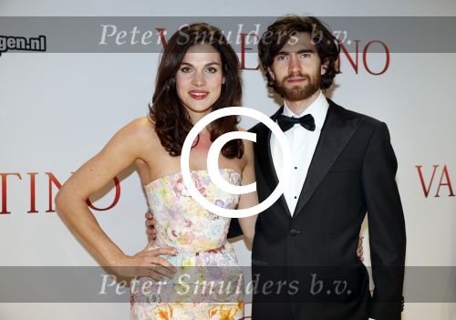 Amsterdam 18 maart 2013
Premiere Valentino in Tuschinski met in de hoofdrollen Najib Amhali Elise Schaap Johnny de Mol en Yolanthe Sneijder Cabau. Anna Drijver met Benja Bruijning
Peter Smulders bv