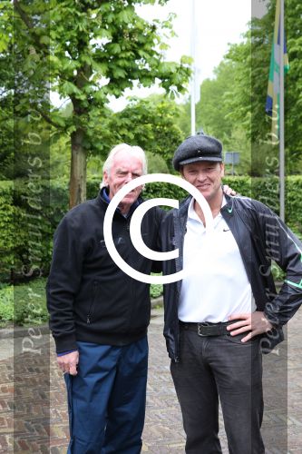 Vlaardingen, 24 Mei 2013 DON Masters Celebrity golftoernooi op golfbaan Broekpolder
Beau v Erven Dorens samen met Leo Beenhakker
Foto Peter Smulders BV