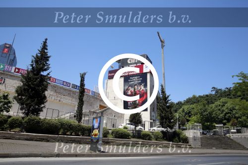Istanbul 20 en 22 mei 2013
Diverse gebouwen en populaire winkels in Istanbul. stadion Besiktas
Peter Smulders bv