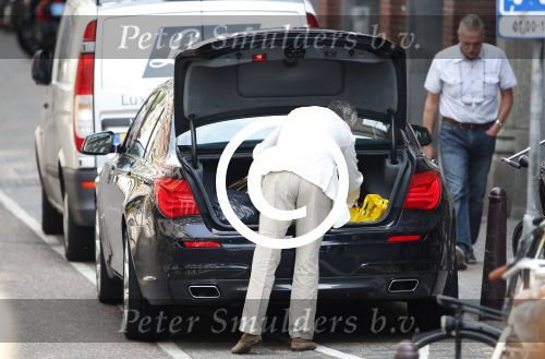 Amsterdam 18 juni 2013
Bram Moszkowicz heeft ongeluk gehad met zijn auto.
Peter Smulders bv