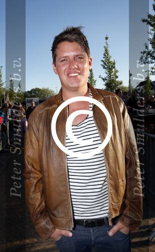 Purmerend 4 juni 2013
Tros Muziekfeest en sterren.nl awards op de markt in Purmerend. Cees Tol
Peter Smulders bv