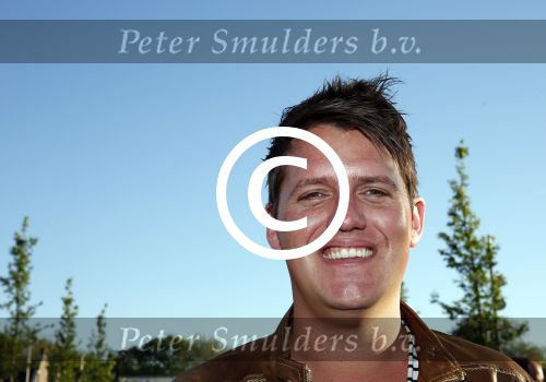 Purmerend 4 juni 2013
Tros Muziekfeest en sterren.nl awards op de markt in Purmerend. Cees Tol
Peter Smulders bv
