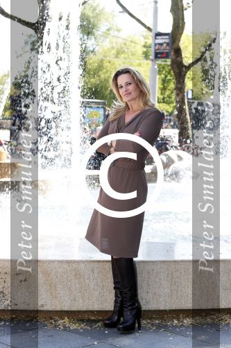 Amsterdam 27 mei 2013
Claudia Schoemacher van Zweden bij americain hotel.
Peter Smulders bv