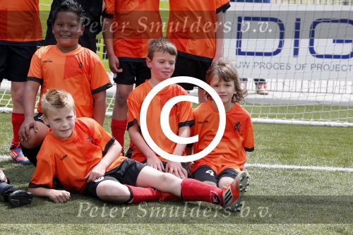 Beverwijk 25 mei 2013
Voetbaltournooi van Rafael v d Vaart . Zijn vriendin Sabia Boulahrouz en zoon Damian zijn ook aanwezig.
Peter Smulders bv